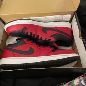 Mens nike Jordan 1 low gym red black-white
